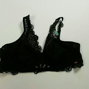 Pink Victoria's secret date unlined bra NWT